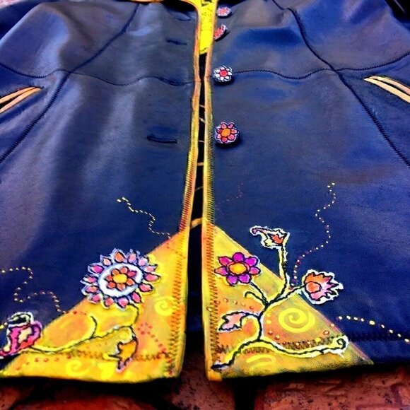 Vintage black leather coat; hand painted fiber art, sunflower sz M - Picture 7 of 16